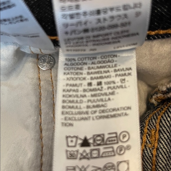 Levi’s Icon Western Yoke Mini Skirt - Picture 8 of 10